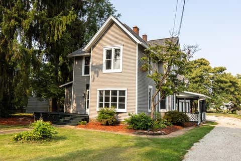 Photo of 232 Newark Road, Mount Vernon, OH 43050 (MLS # 226031976)