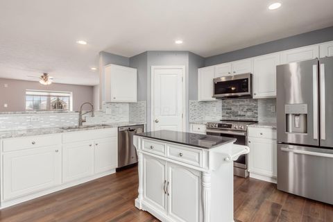 Tiny photo for 5545 Rainbow Falls Street 7-5545 #7-5545, Dublin, OH 43016 (MLS # 226003210)