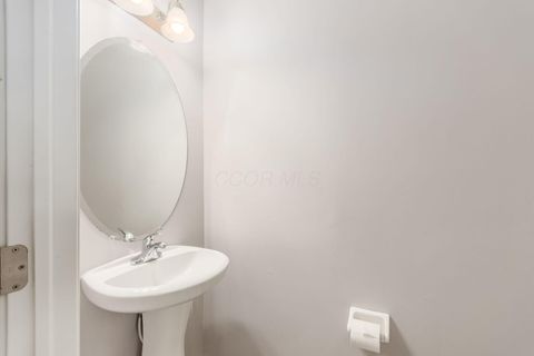 Tiny photo for 5545 Rainbow Falls Street 7-5545 #7-5545, Dublin, OH 43016 (MLS # 226003210)