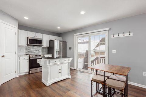 Tiny photo for 5545 Rainbow Falls Street 7-5545 #7-5545, Dublin, OH 43016 (MLS # 226003210)