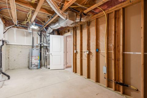 Tiny photo for 5545 Rainbow Falls Street 7-5545 #7-5545, Dublin, OH 43016 (MLS # 226003210)