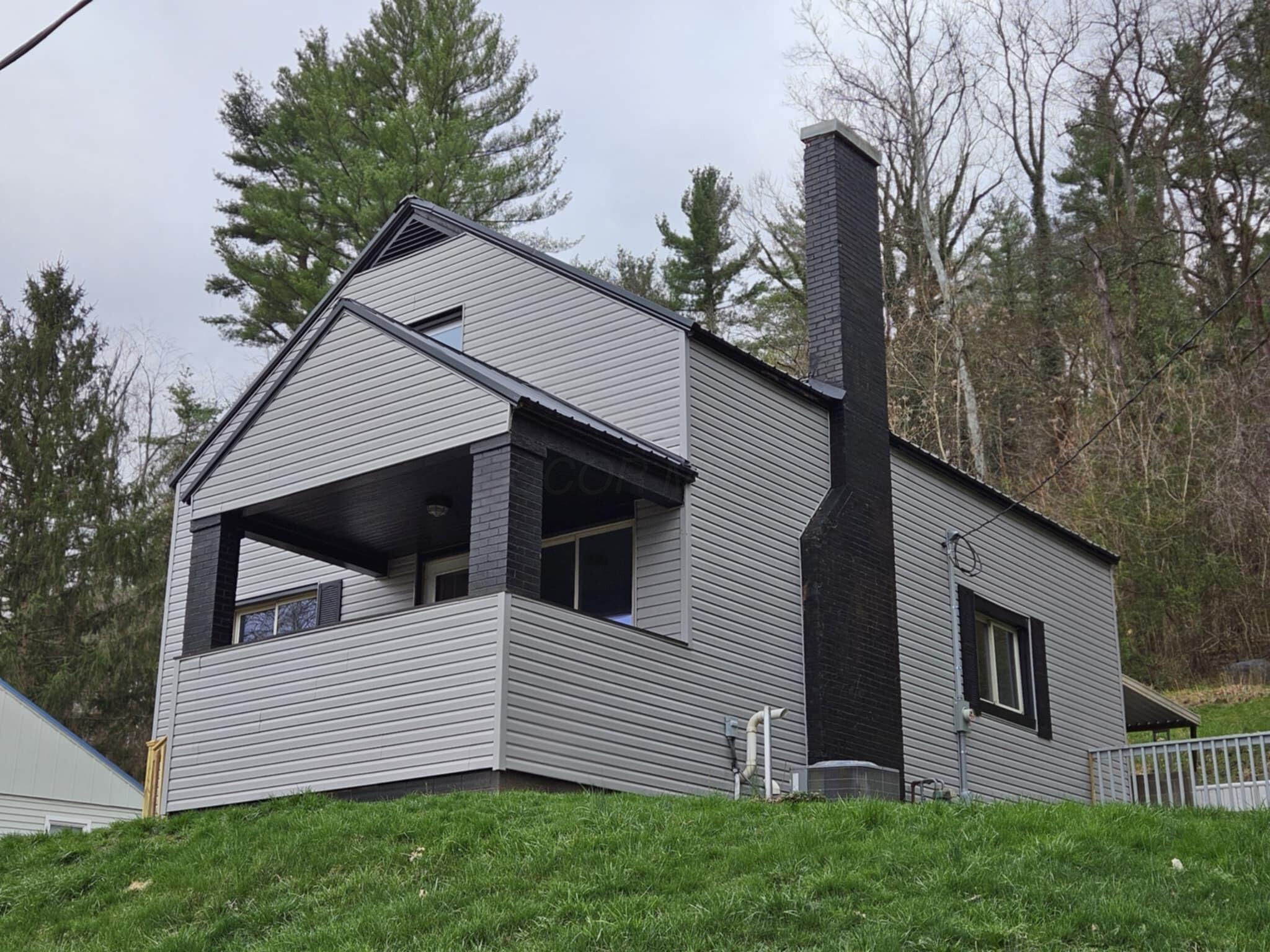 787 Mohican Avenue, Logan, Ohio image 1