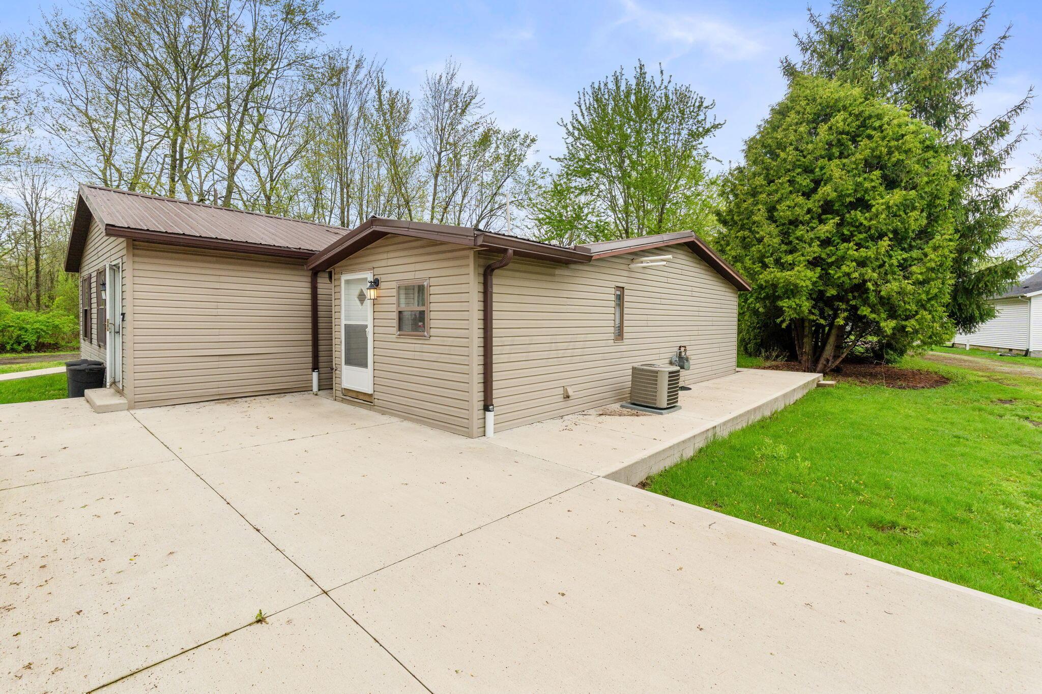 267 W State Street, West Mansfield, Ohio image 9