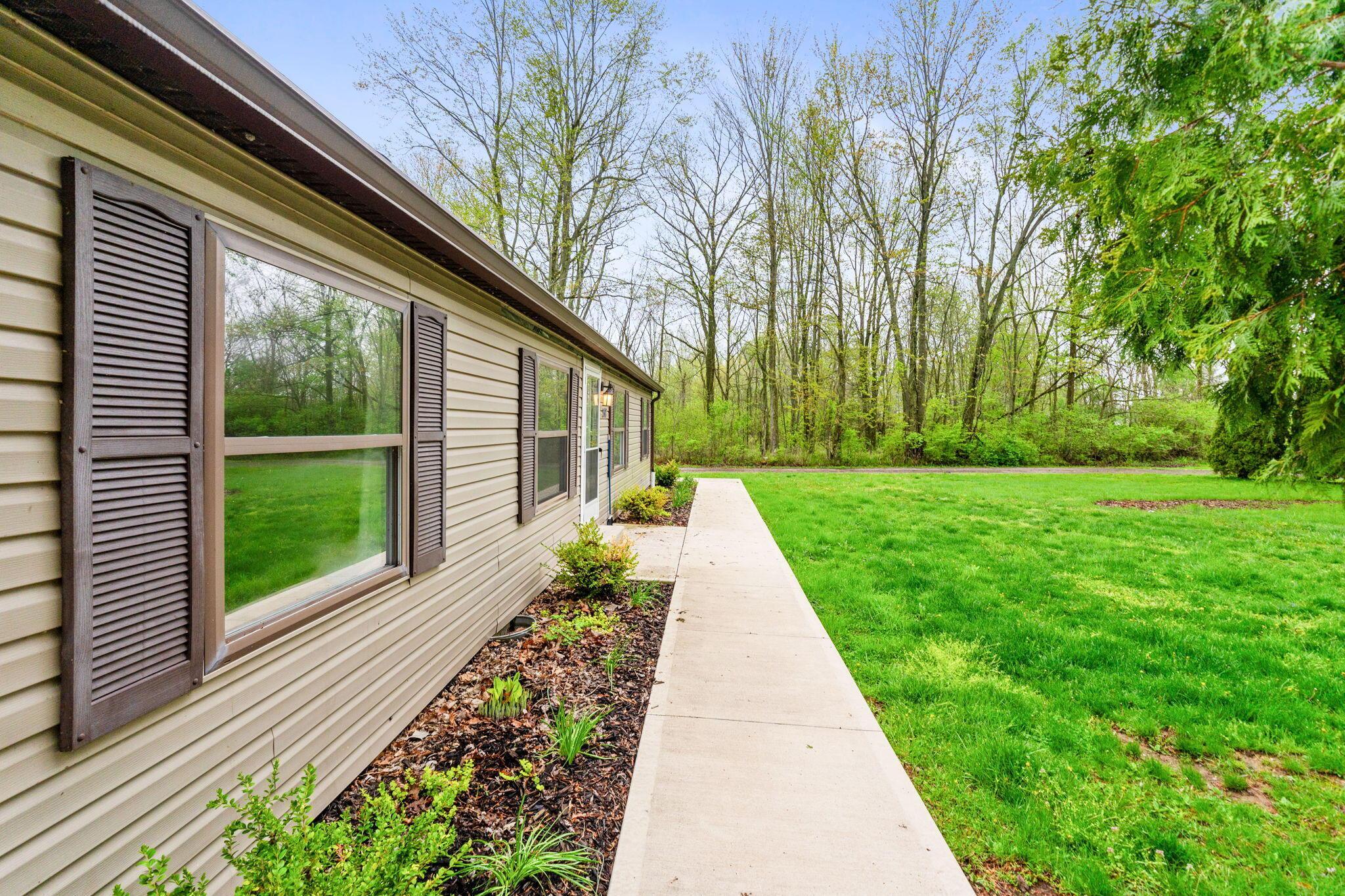 267 W State Street, West Mansfield, Ohio image 10