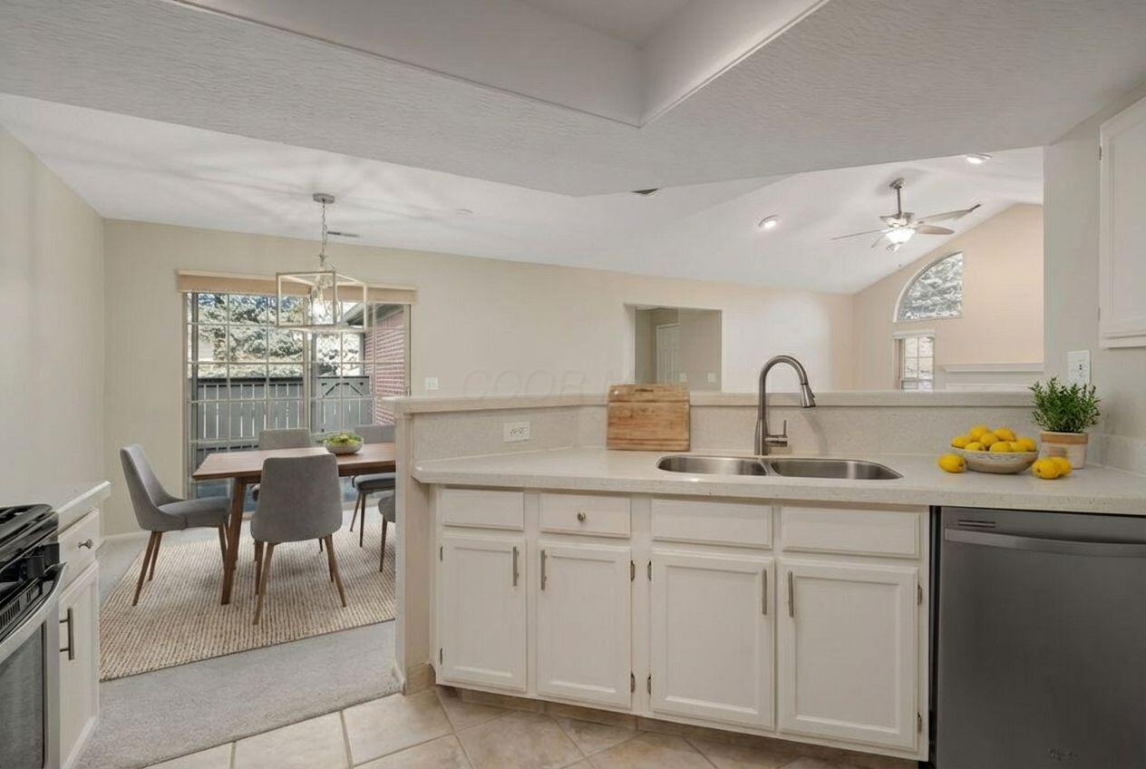 6770 Heatherstone Loop