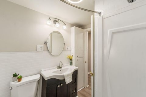 Tiny photo for 554 Garfield Avenue, Newark, OH 43055 (MLS # 226000849)