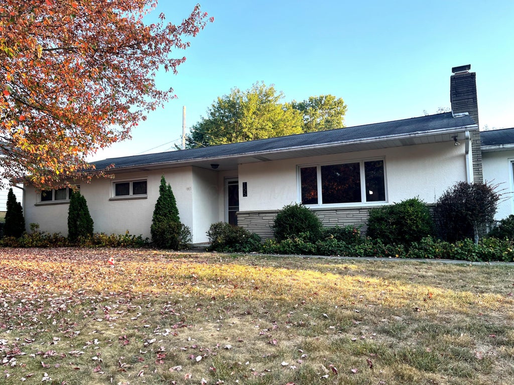 Photo of 155 Wilson Drive, Worthington, OH 43085 (MLS # 225035399)