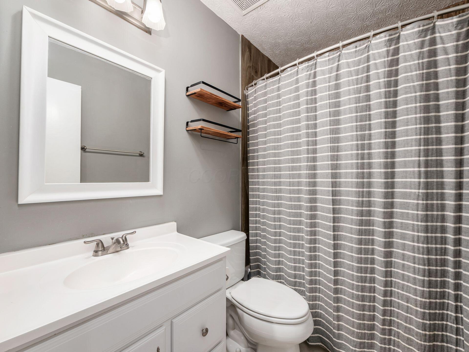 1520 Dickson Drive, Columbus, Ohio image 21