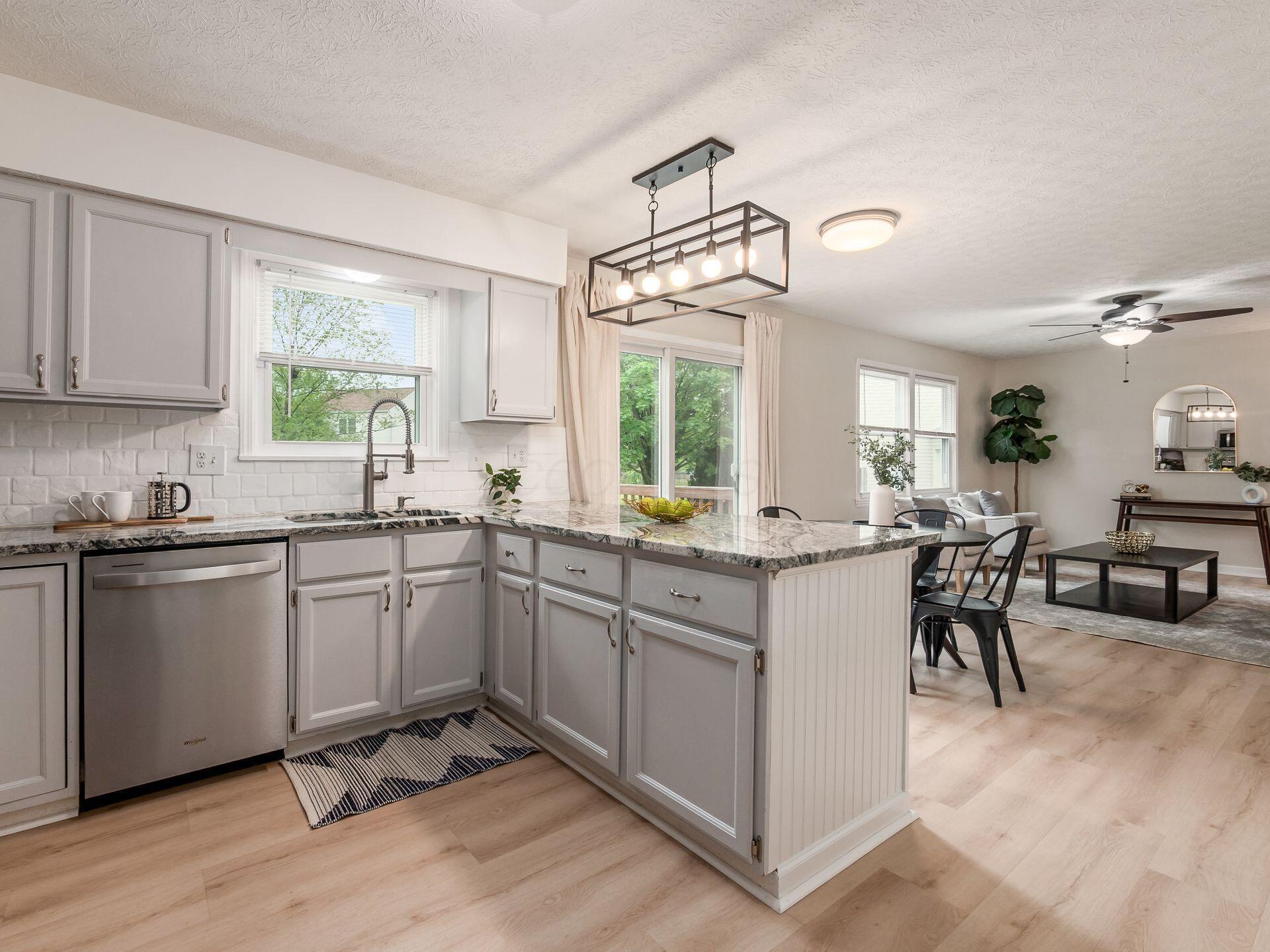 1520 Dickson Drive, Columbus, Ohio image 8