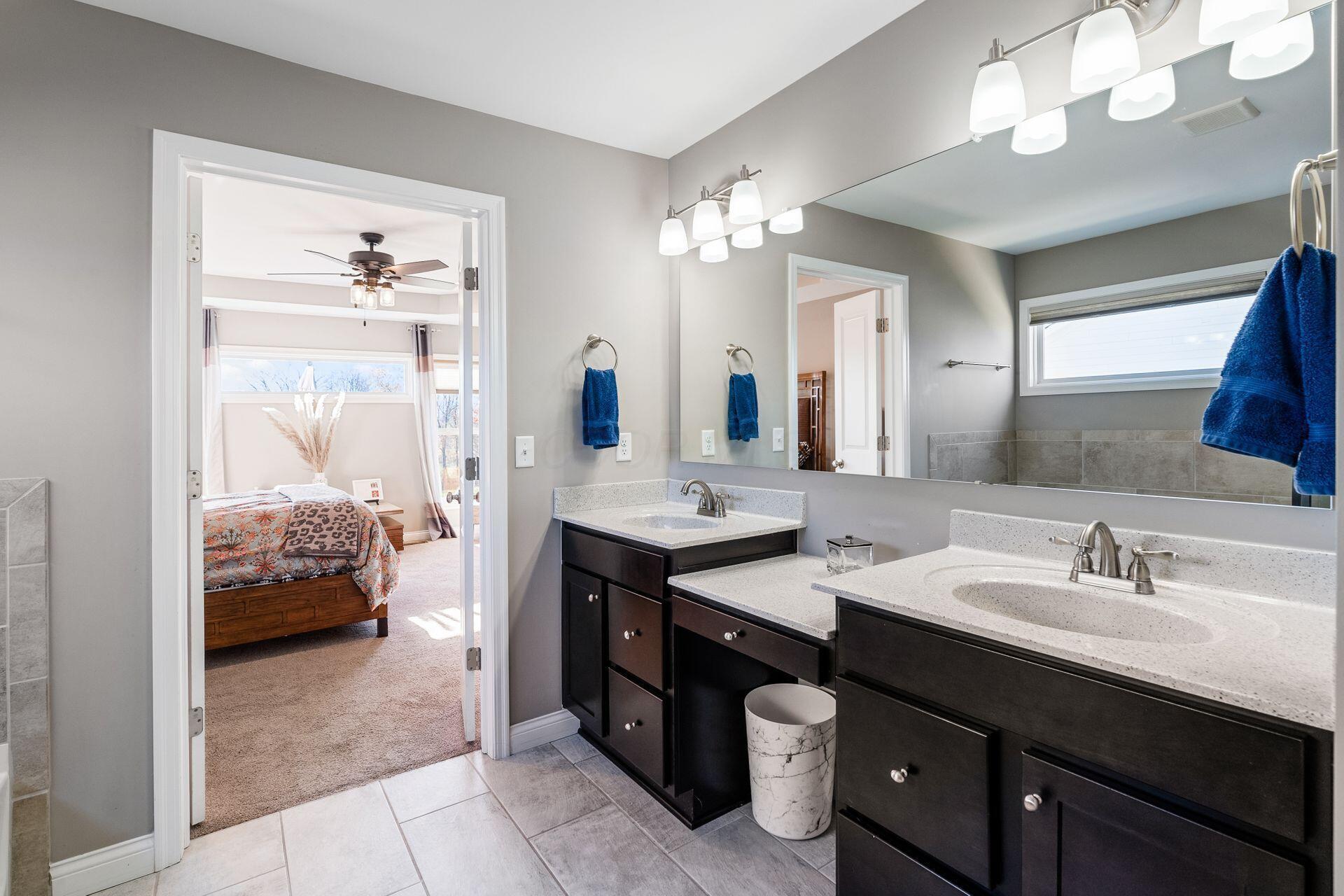 8487 Paddock Trail, Blacklick, Ohio image 37