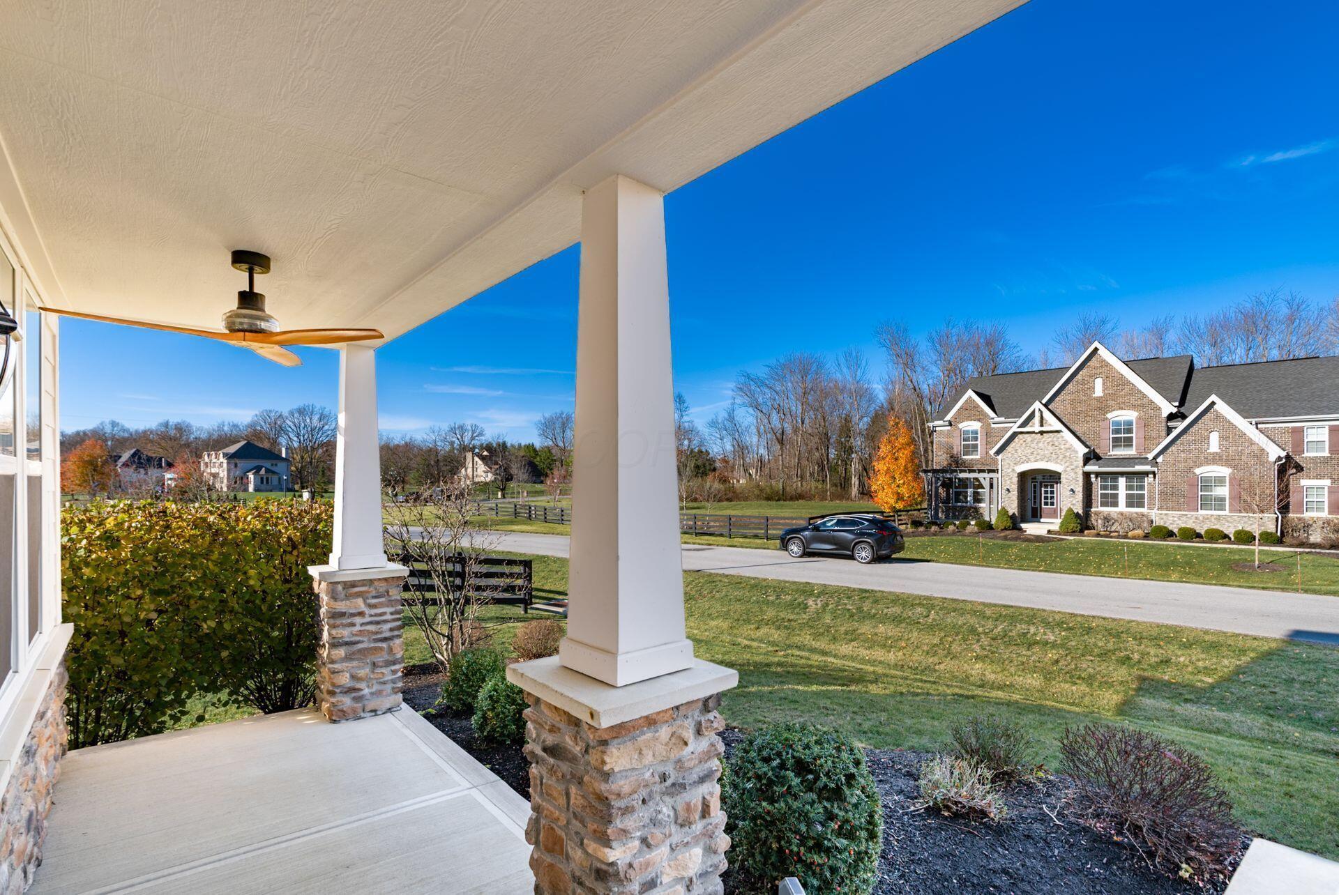 8487 Paddock Trail, Blacklick, Ohio image 6