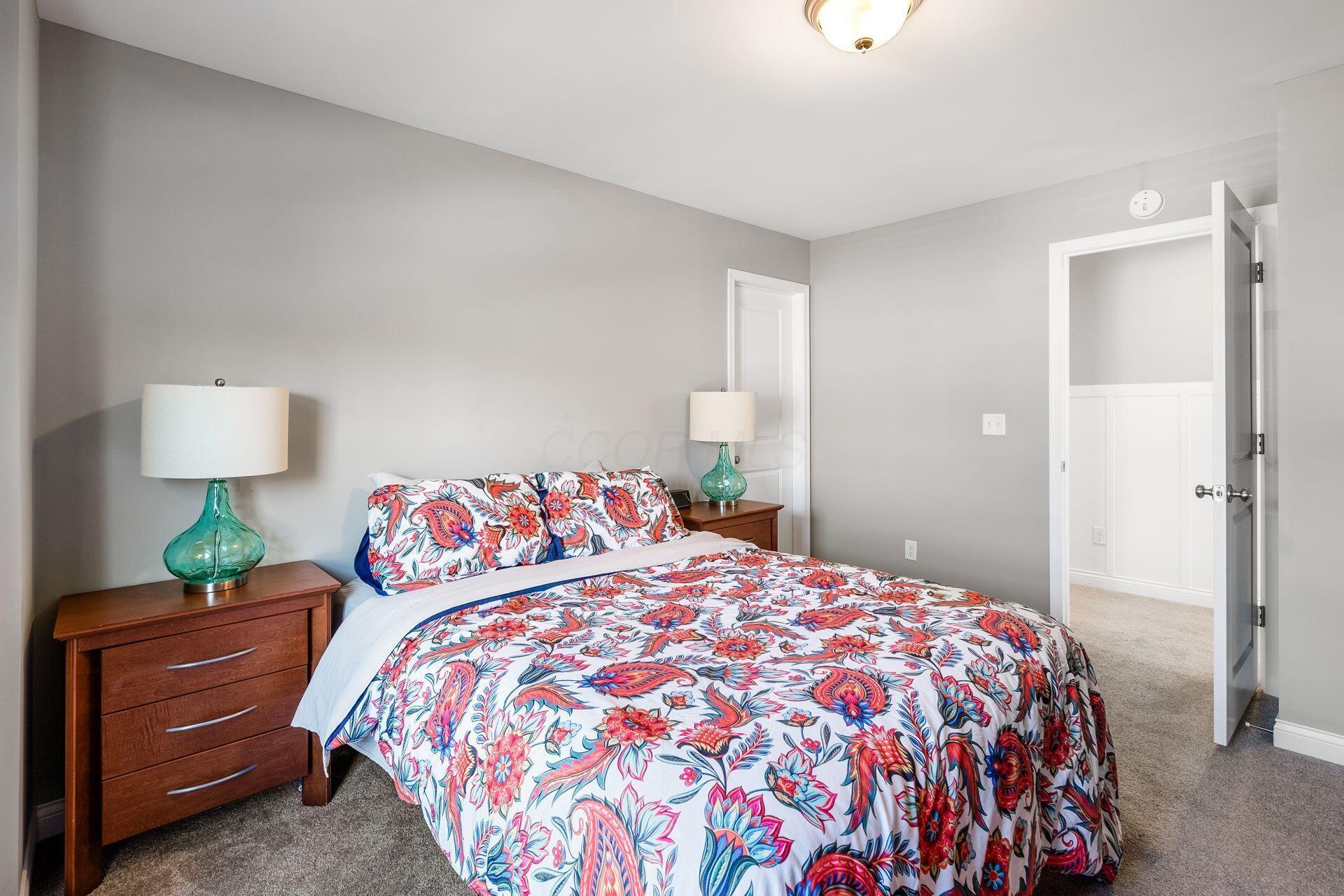 8487 Paddock Trail, Blacklick, Ohio image 38