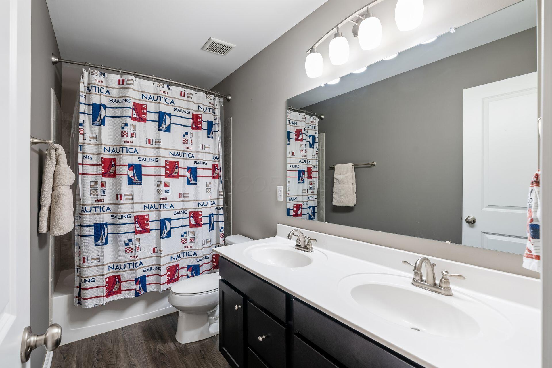 8487 Paddock Trail, Blacklick, Ohio image 39