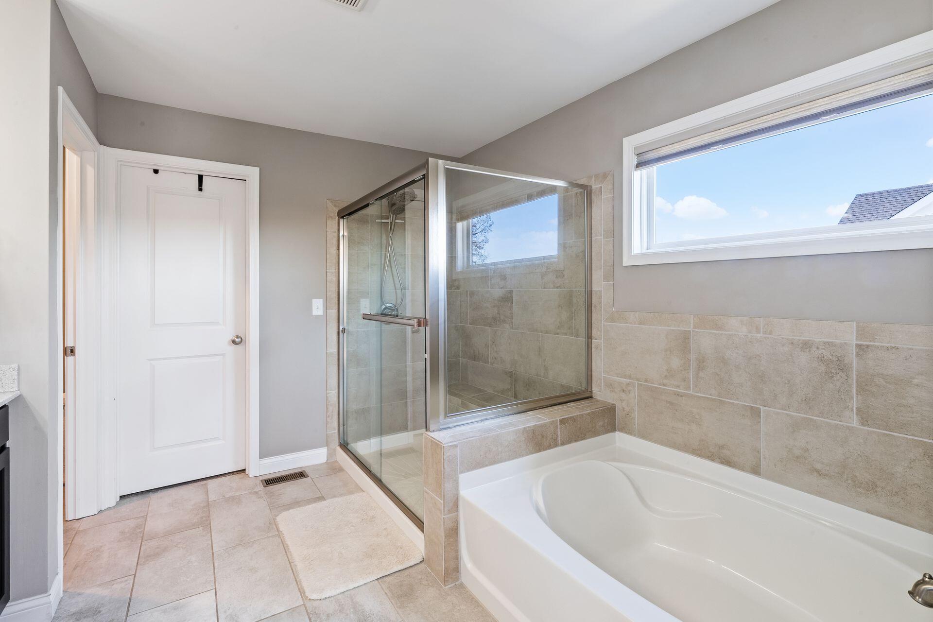 8487 Paddock Trail, Blacklick, Ohio image 35