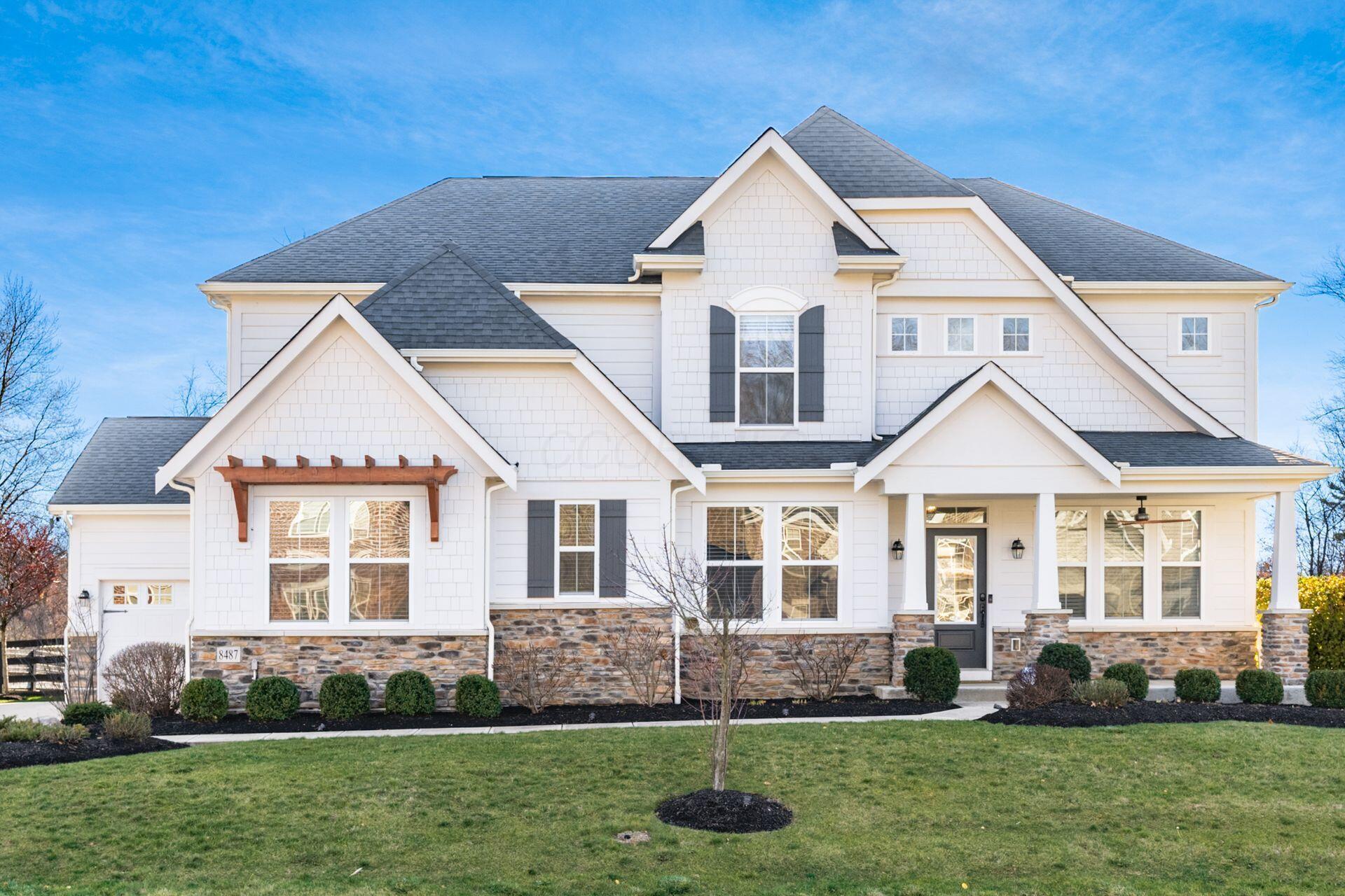 8487 Paddock Trail, Blacklick, Ohio image 1