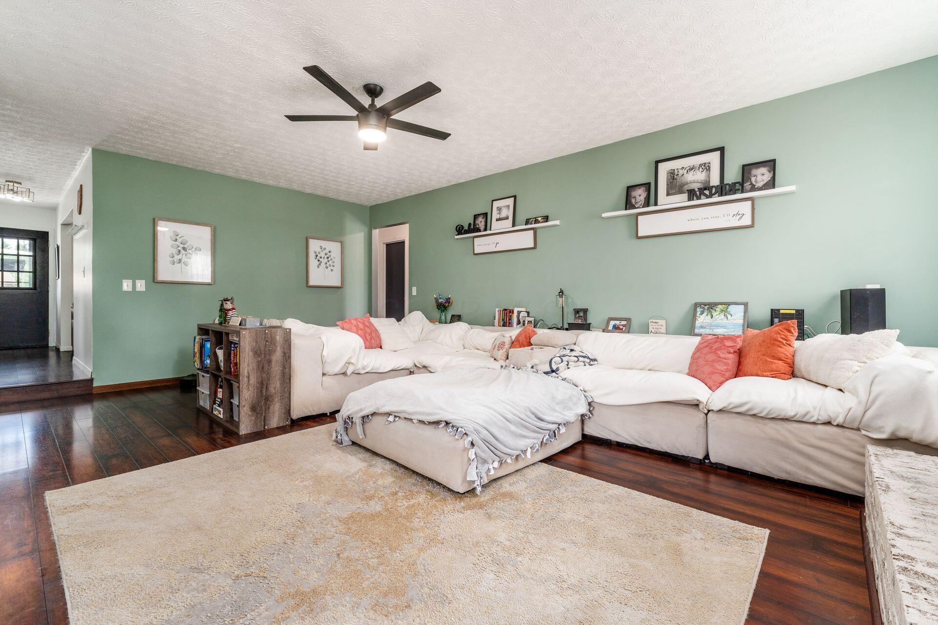 1881 Oaklawn Court, Grove City, Ohio image 17