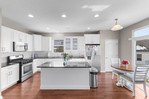 Photo of 223 Antrim Street, Pickerington, OH 43147 (MLS # 226004311)