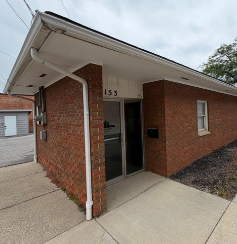 Photo of 153 E Center Street, Marion, OH 43302 (MLS # 226039116)