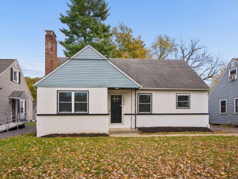 Photo of 1088 Eastmoor Boulevard, Columbus, OH 43209 (MLS # 226041291)
