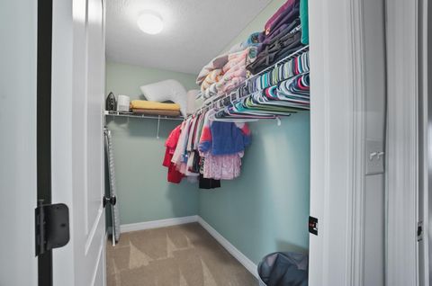 Tiny photo for 684 Kentucky Circle, Marysville, OH 43040 (MLS # 225037361)