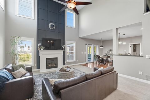 Tiny photo for 684 Kentucky Circle, Marysville, OH 43040 (MLS # 225037361)