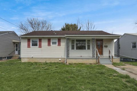 Photo of 223 Reese Avenue, Lancaster, OH 43130 (MLS # 226010194)