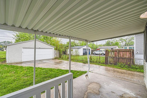 Tiny photo for 1833 Brookfield Road, Columbus, OH 43229 (MLS # 226036670)