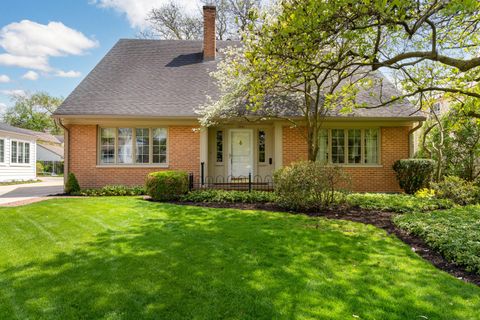 Photo of 1951 Beverly Road, Columbus, OH 43221 (MLS # 223012210)