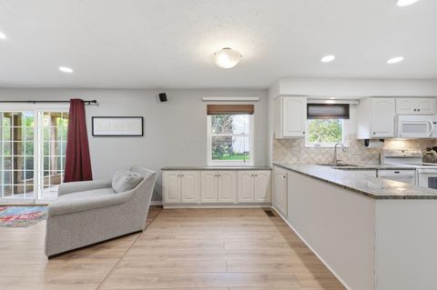 Tiny photo for 6966 Tralee Drive, Dublin, OH 43017 (MLS # 226027761)