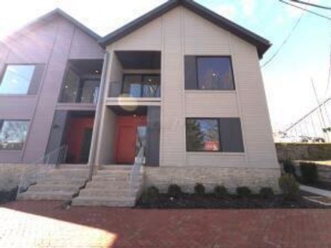 Photo of 35 N Blacksmith Lane, Dublin, OH 43017 (MLS # 225042132)