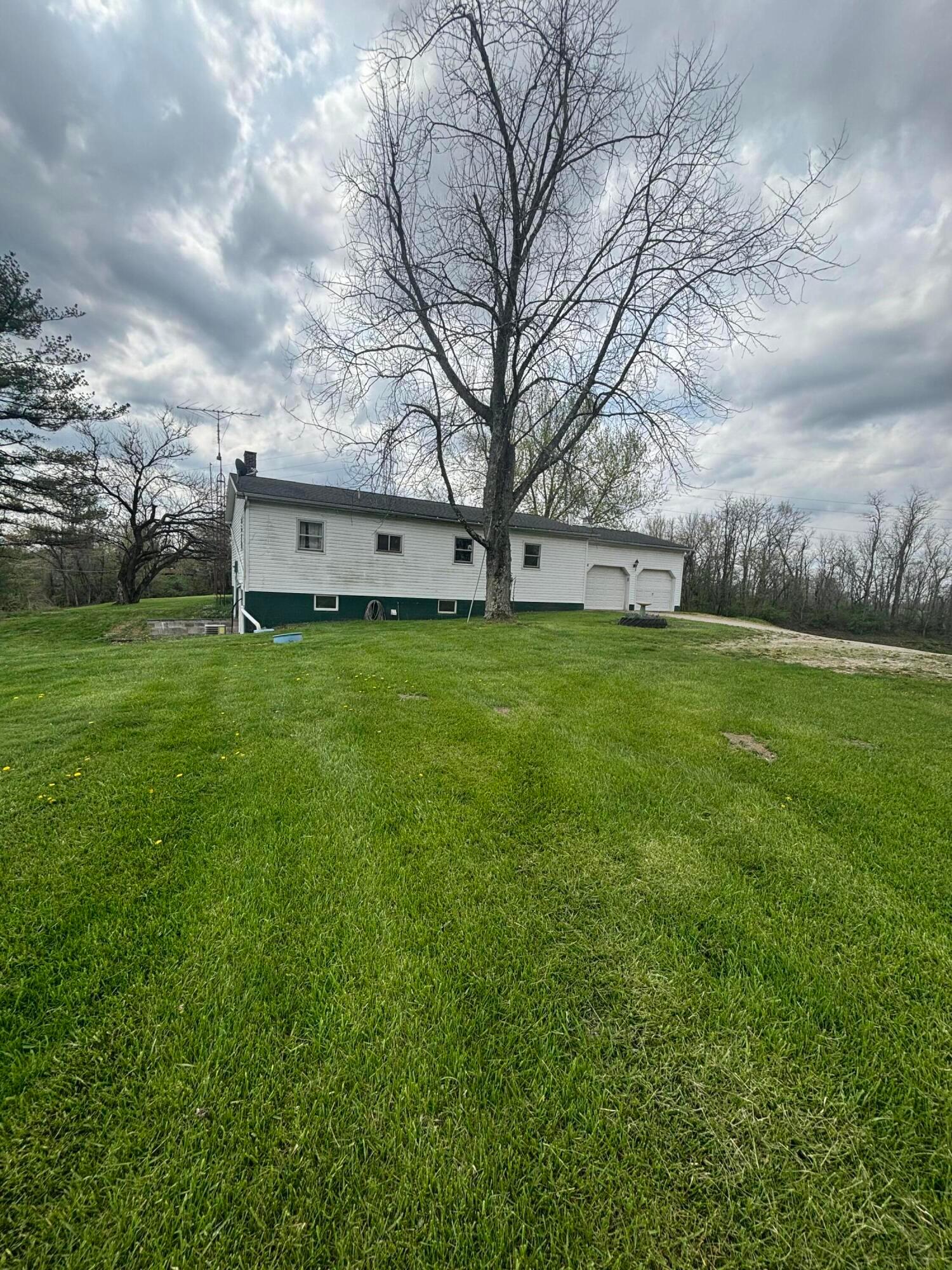 5398 Marietta Road, New Lexington, Ohio image 3