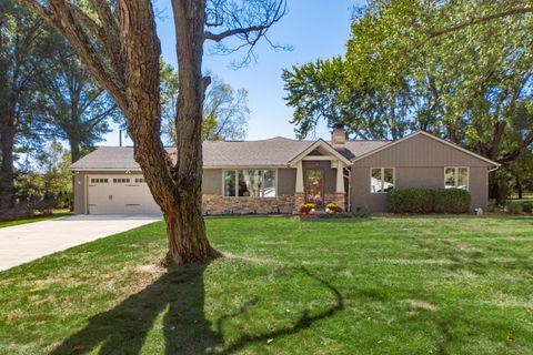 Photo of 147 Longview Drive, Dublin, OH 43017 (MLS # 226014252)