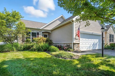 Photo of 3022 Crabapple Place 4 #4, Grove City, OH 43123 (MLS # 225030459)