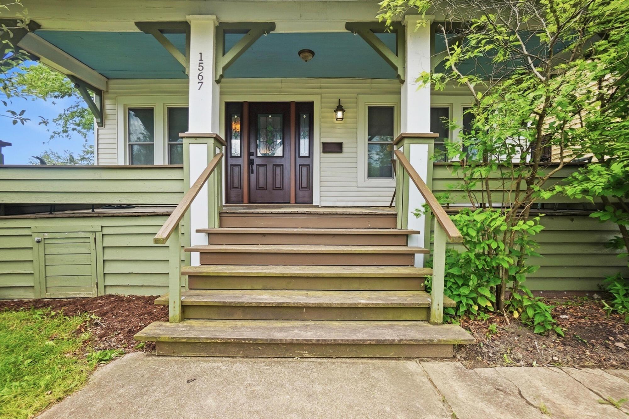 1567 E Kenmore Road