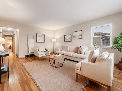 Photo of 771 Brixham Road, Columbus, OH 43204 (MLS # 225045378)