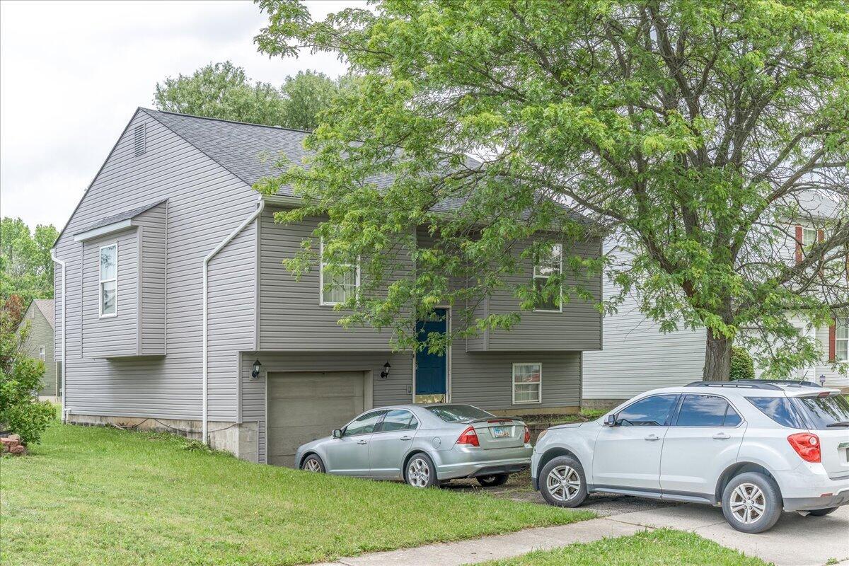 6836 Brockland Drive, Reynoldsburg, Ohio image 2
