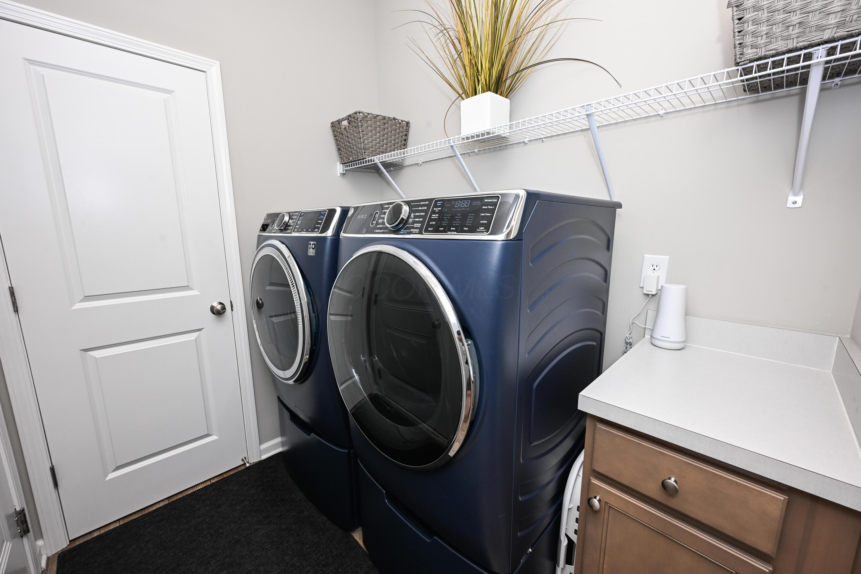 Grove City, Ohio 43123, United States, 3 Bedrooms Bedrooms, ,3 BathroomsBathrooms,Residential,Active,226044