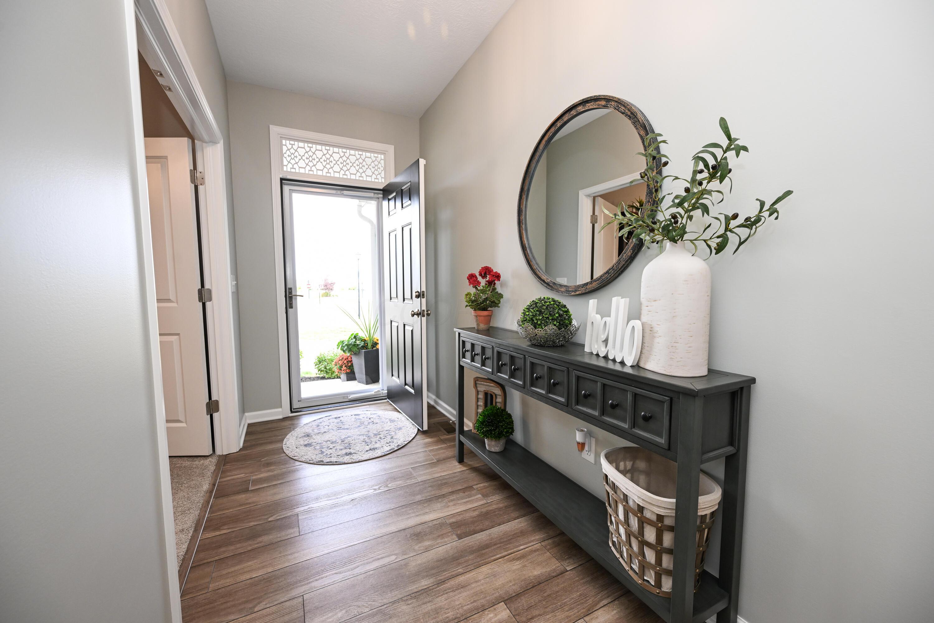 Grove City, Ohio 43123, United States, 3 Bedrooms Bedrooms, ,3 BathroomsBathrooms,Residential,Active,226044