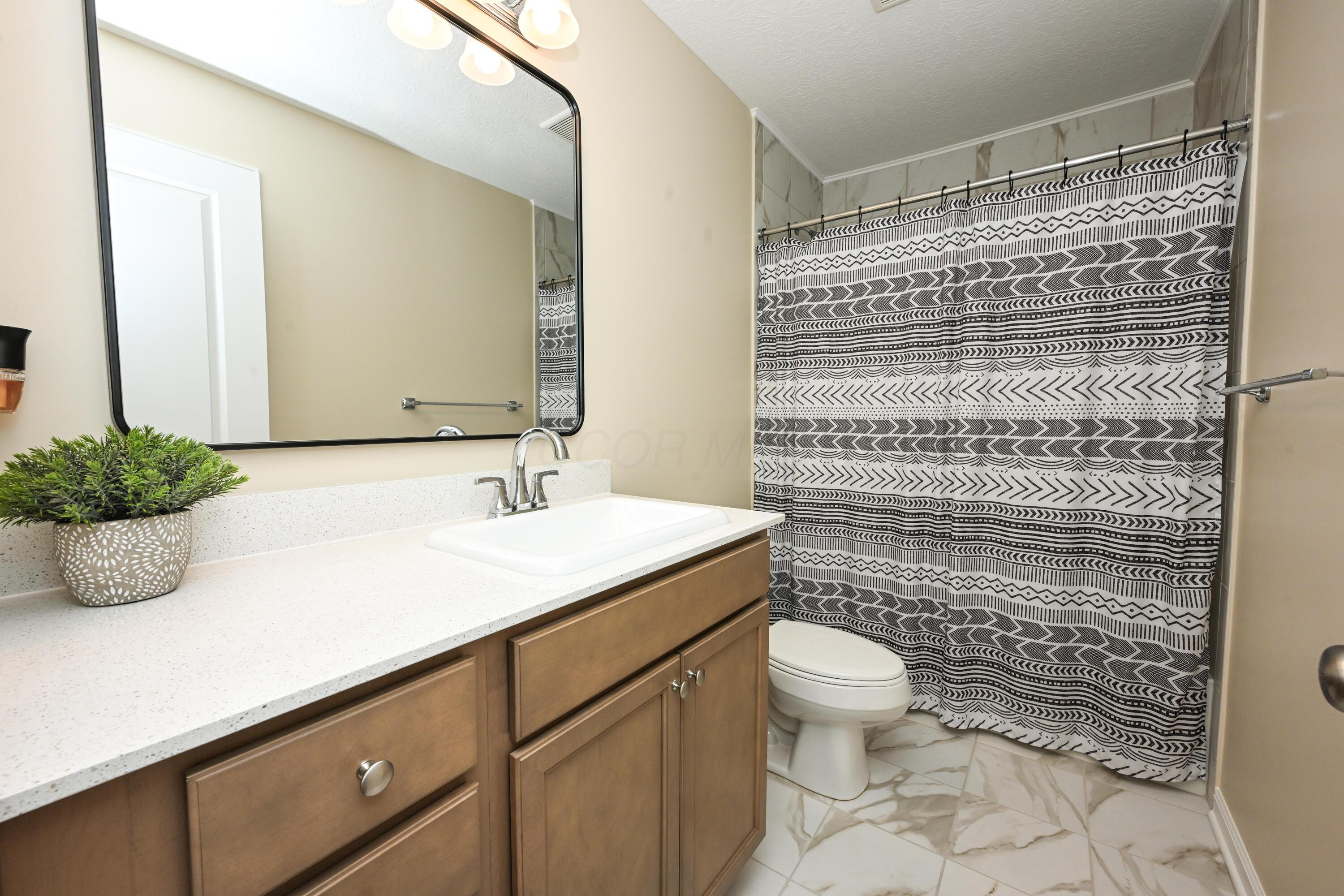 Grove City, Ohio 43123, United States, 3 Bedrooms Bedrooms, ,3 BathroomsBathrooms,Residential,Active,226044