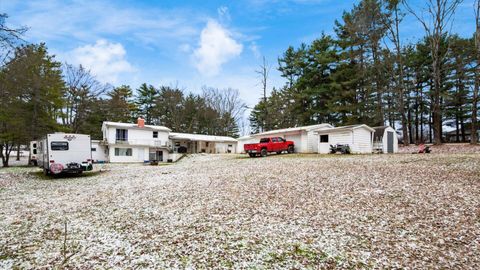 Tiny photo for 1685 Jackson Road, Zanesville, OH 43701 (MLS # 226001761)