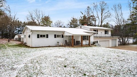 Tiny photo for 1685 Jackson Road, Zanesville, OH 43701 (MLS # 226001761)