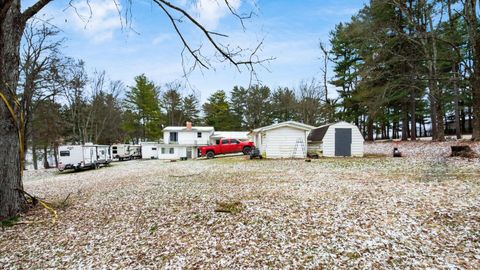 Tiny photo for 1685 Jackson Road, Zanesville, OH 43701 (MLS # 226001761)