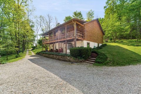 Photo of 31280 Anglebrook Lane, Logan, OH 43138 (MLS # 226018545)