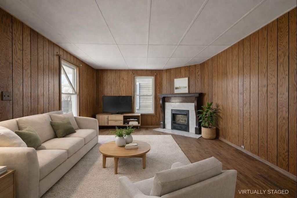 Photo of 360 Sheldon Avenue, Columbus, OH 43207 (MLS # 226002203)