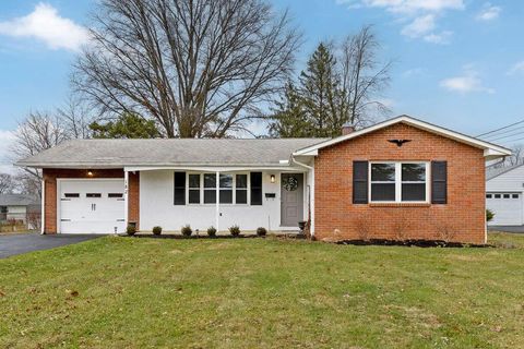 Photo of 182 Cherrington Road, Westerville, OH 43081 (MLS # 226000778)