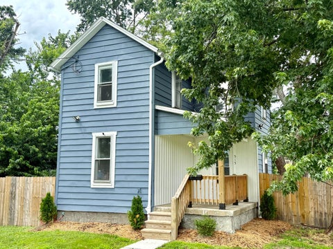 Photo of 515 W 5th Avenue, Lancaster, OH 43130 (MLS # 226022367)