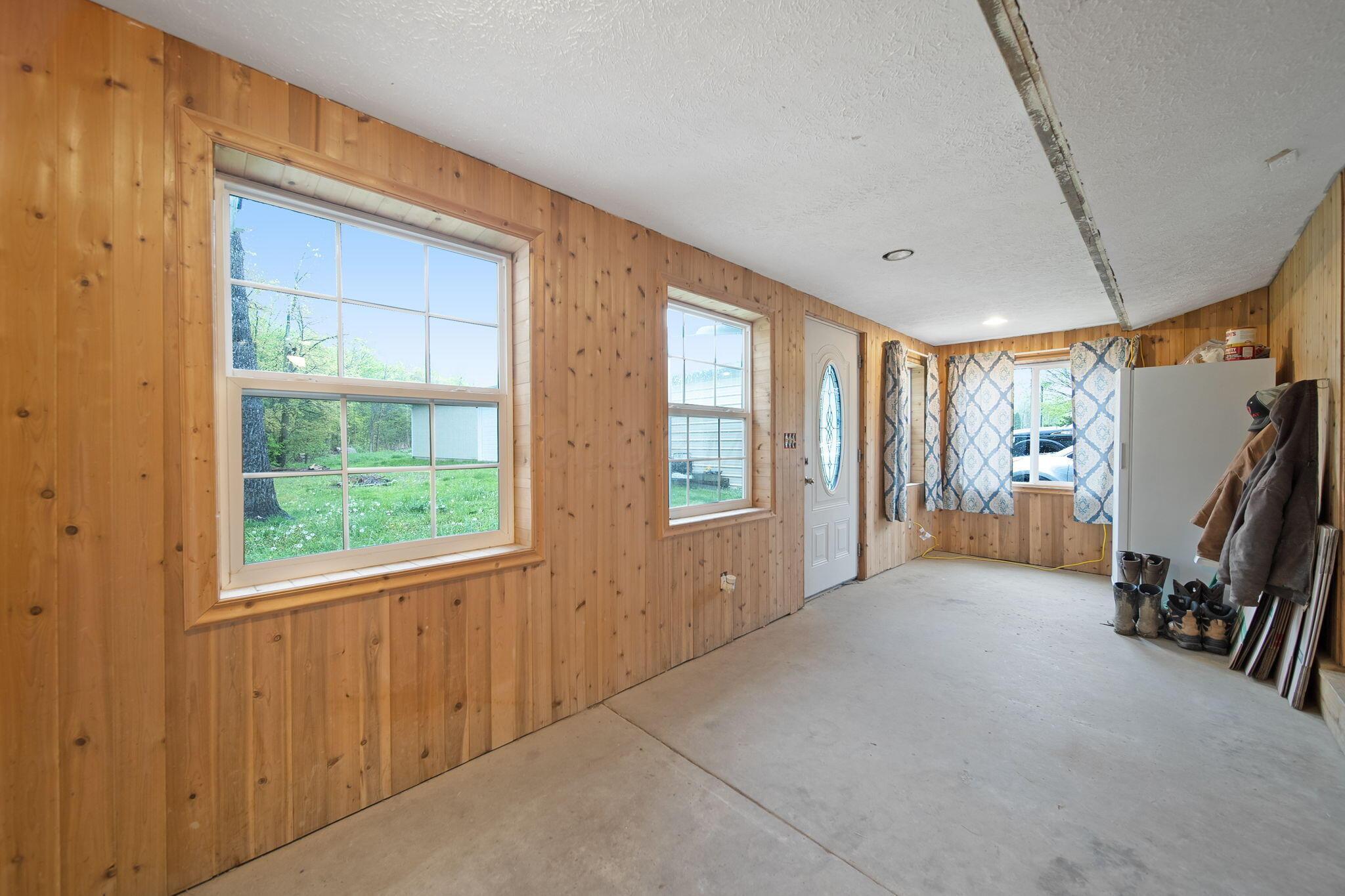6810 Barrett Road, Geneva, Ohio image 36