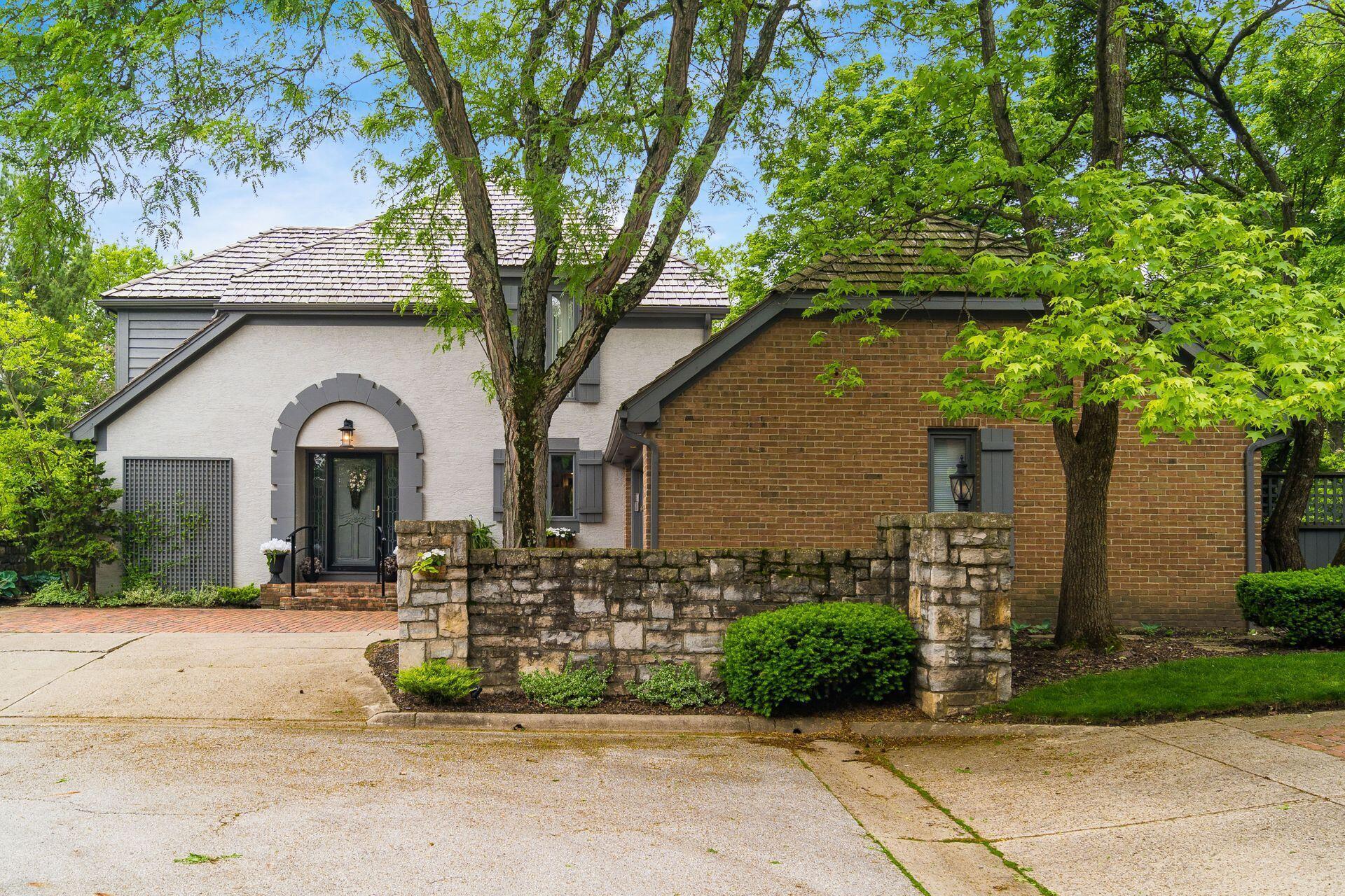 8547 Pitlochry Court, Dublin, Ohio image 2