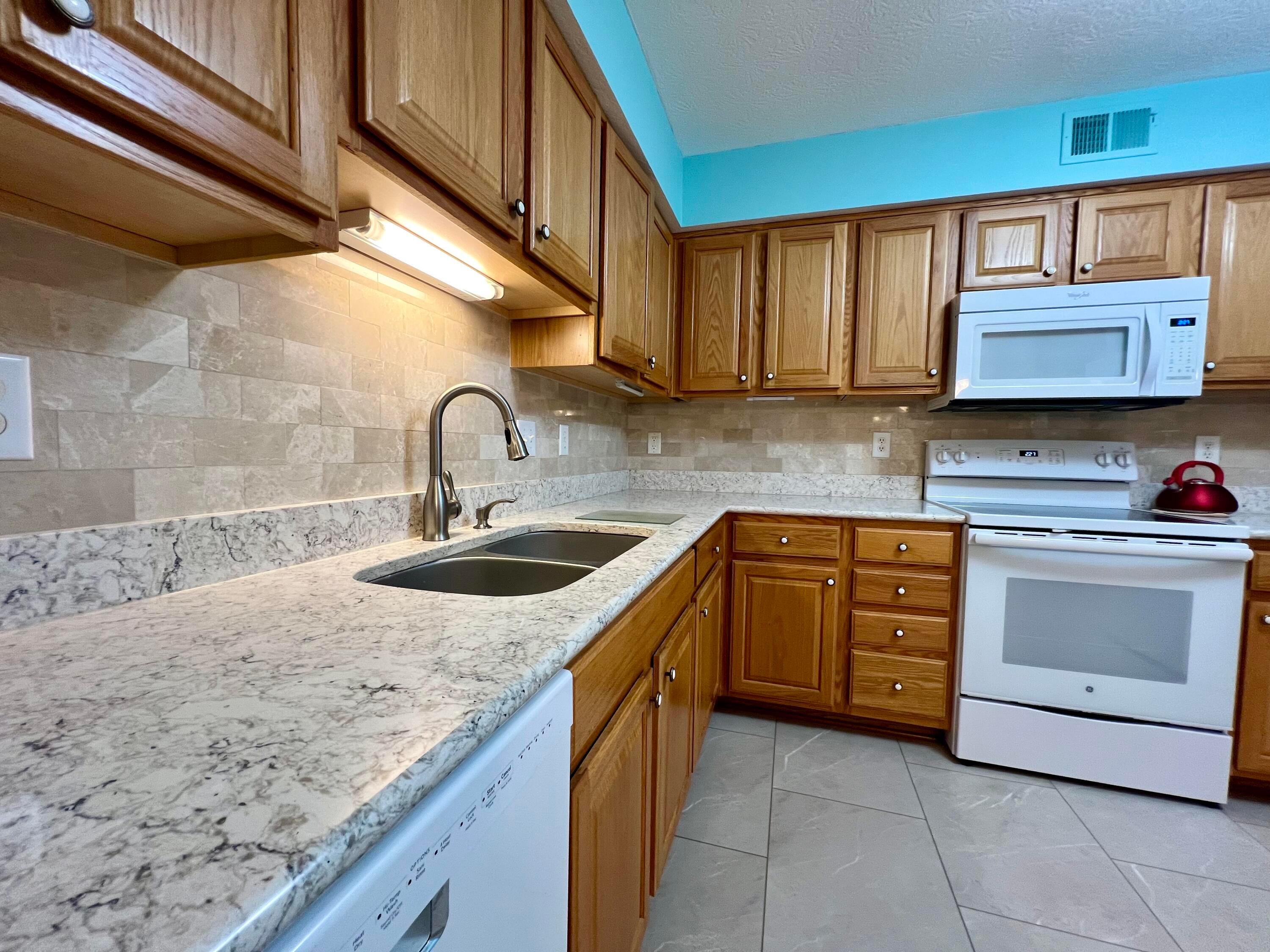 9551 Nichols Lane, Johnstown, Ohio image 12