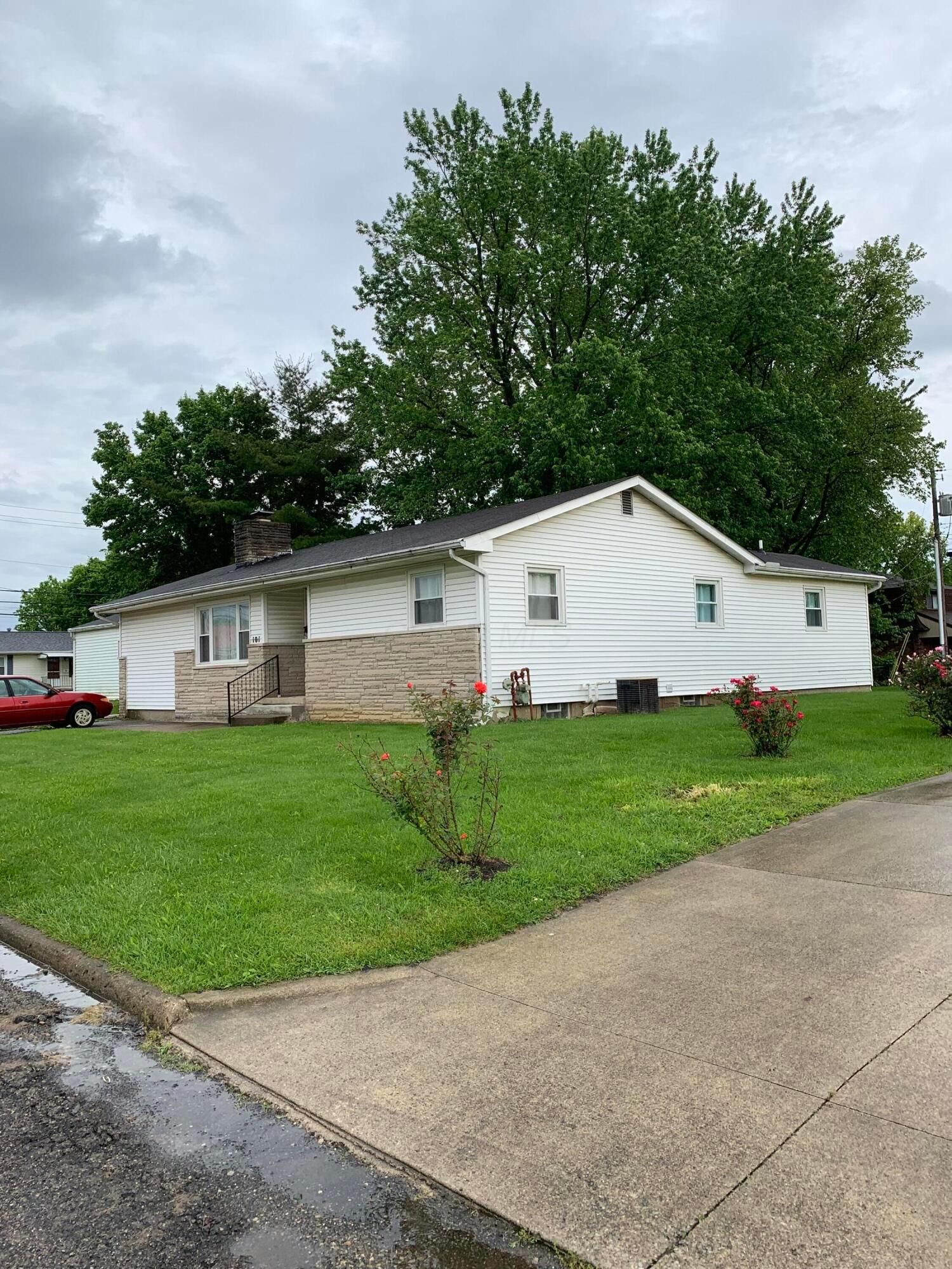 101 Gale Court, Circleville, Ohio image 2